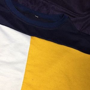 Long sleeve crop top